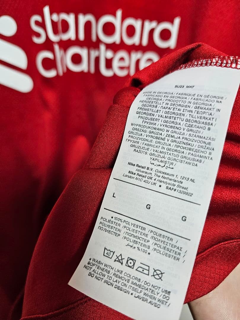 ヌニェス ユニフォーム リバプール リヴァプール