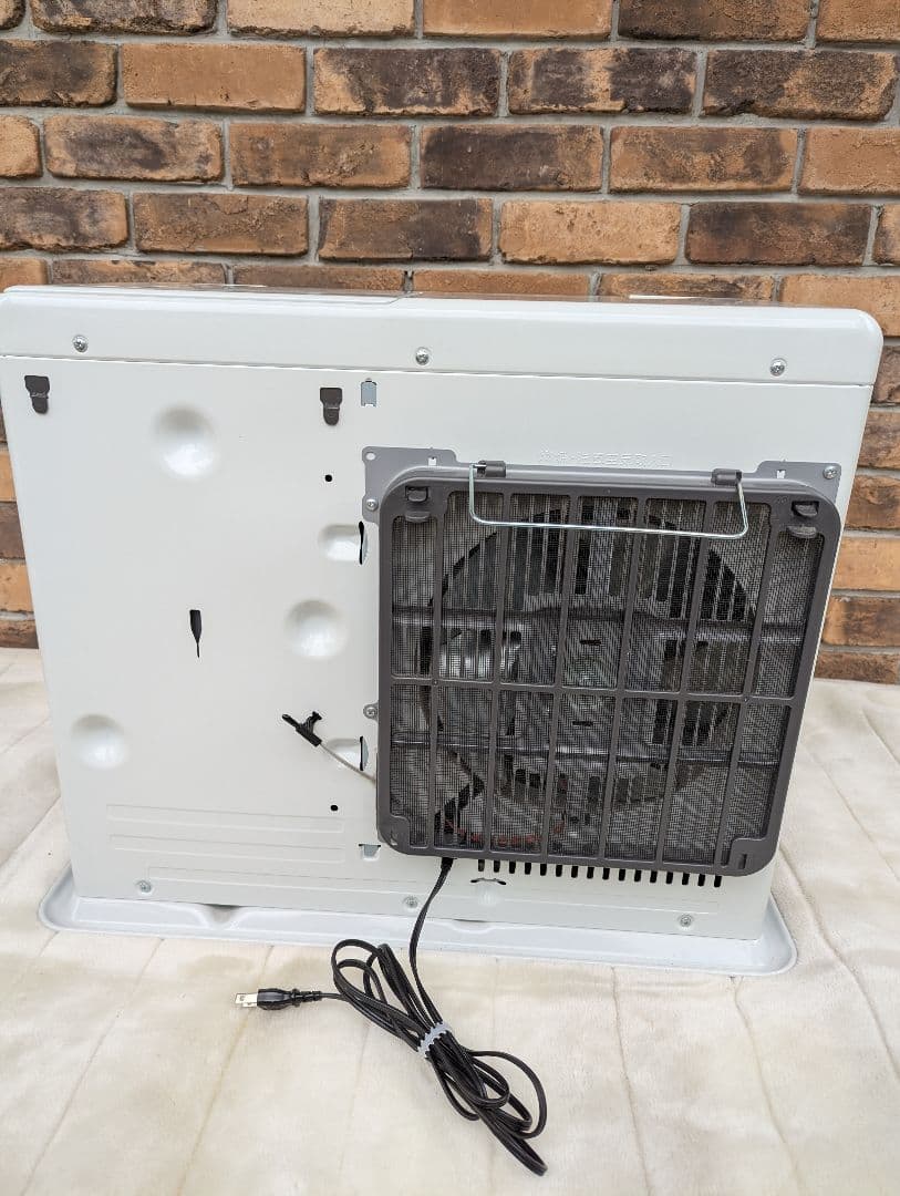 DAINICHI　ダイニチ　石油ファンヒーター　2022年製