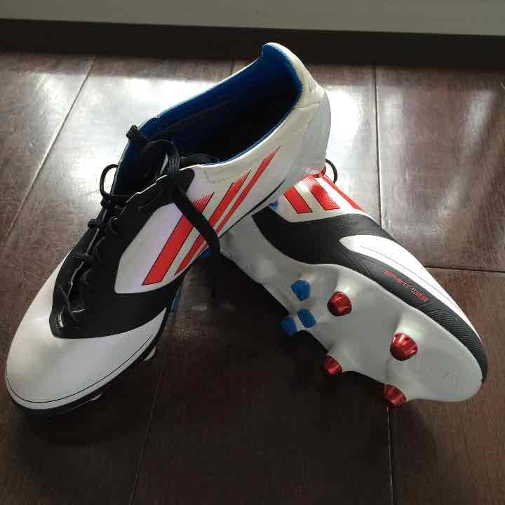 サッカーボール adizero Boston3