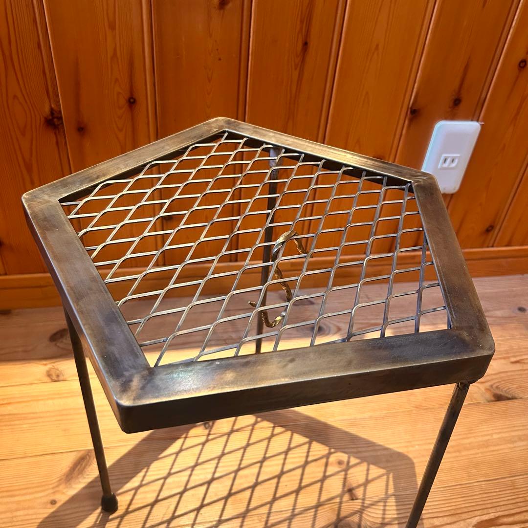 ペンタゴンテーブル　サイドテーブル　什器　アガベ棚　アイアンテーブル