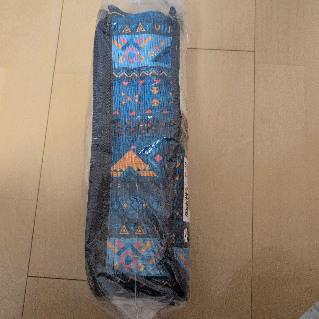 ゆるキャン アウトドアチェア 青色幾何学模様