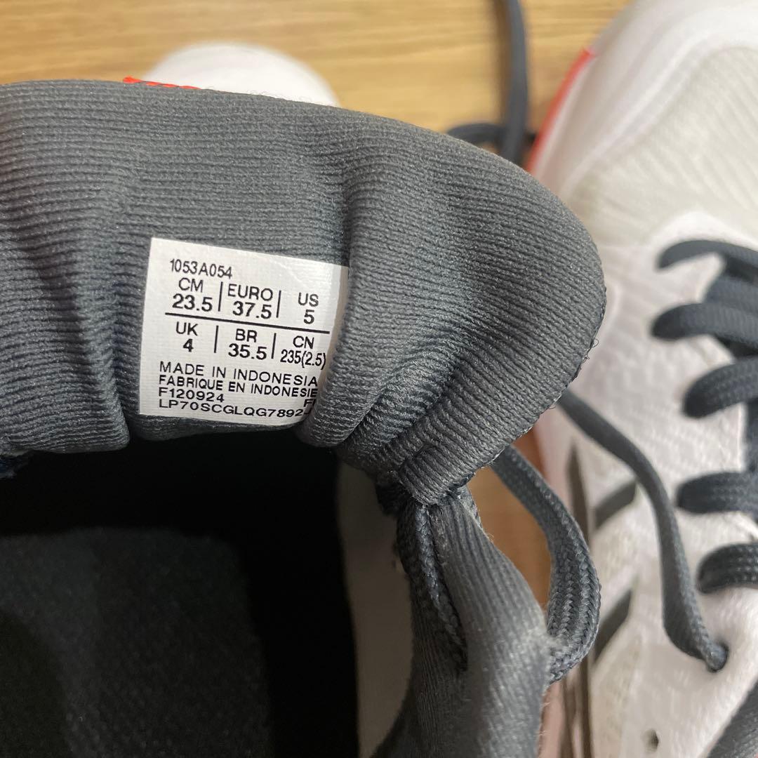 バレー　シューズ ローテジャパンライトFF3 1053A054 ガンメタル