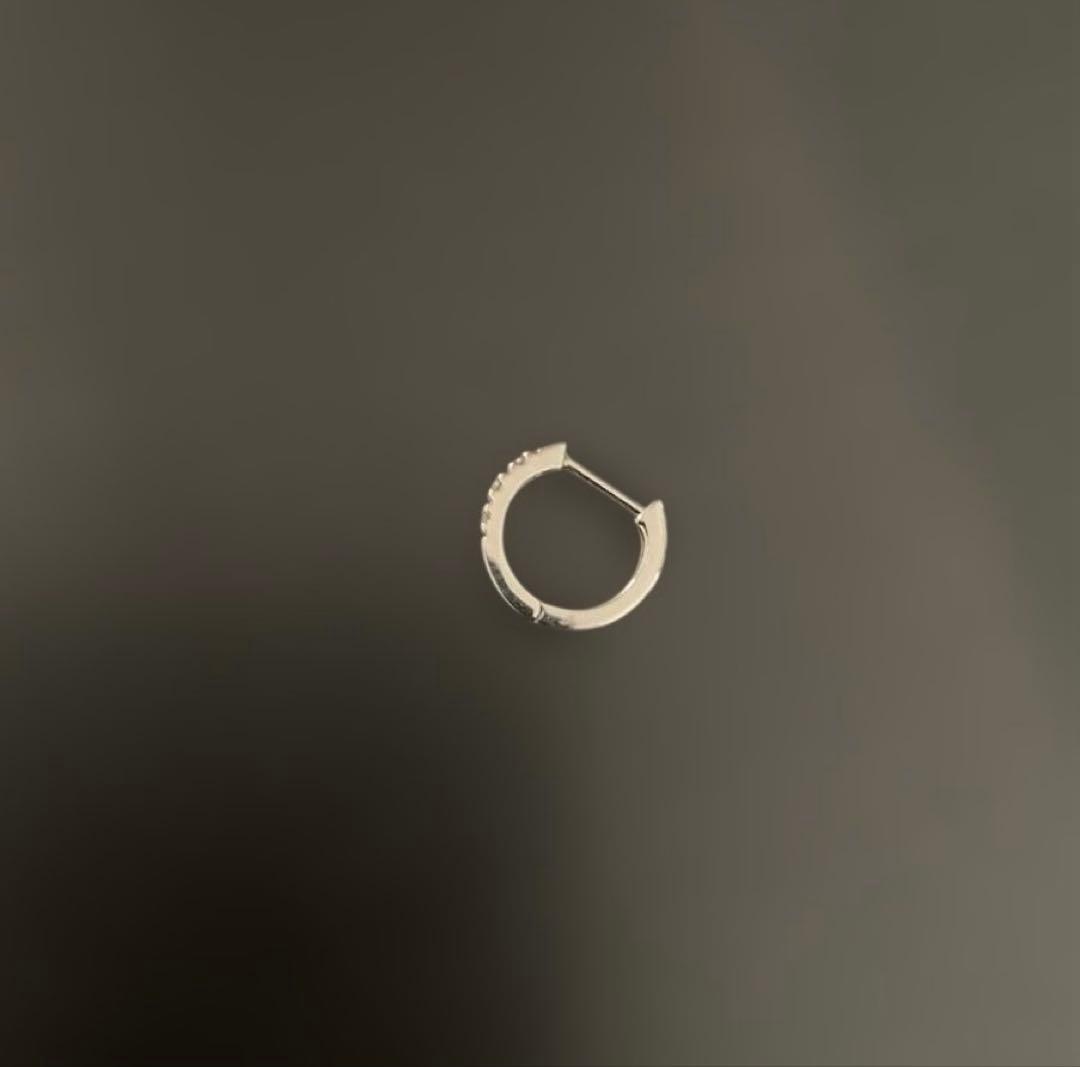 【片耳のみ】ジュエリーツツミ　K10ホワイトゴールドダイヤモンド　フープピアス