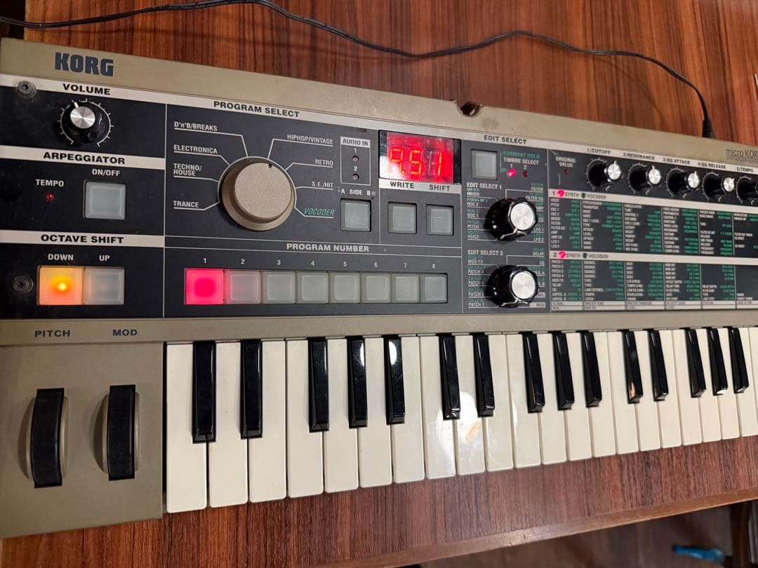 KORG microKORG アナログシンセサイザー ボコーダーマイク有 37鍵