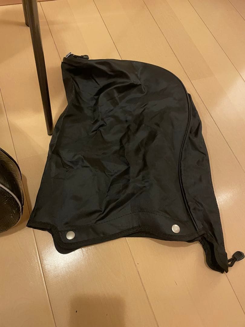 最終値下げOGIO OZONE XX スタンドキャディバッグ　ヘッドカバー4つ付