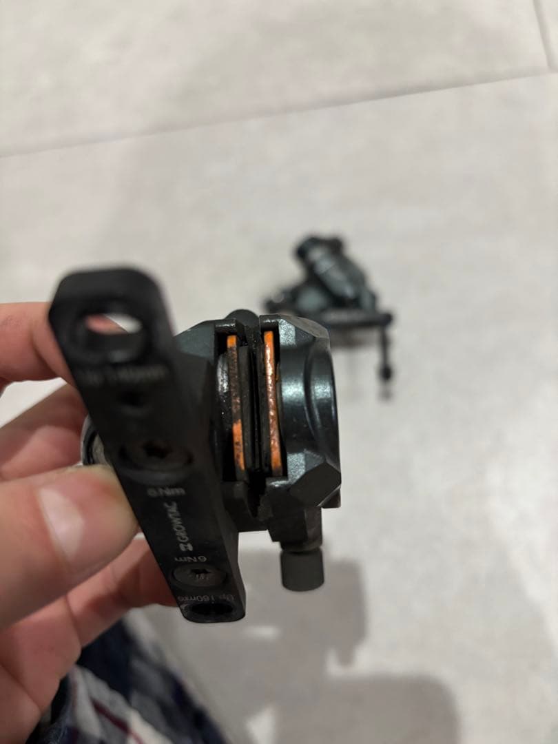 グロータック EQUAL ディスクブレーキキャリパーセット