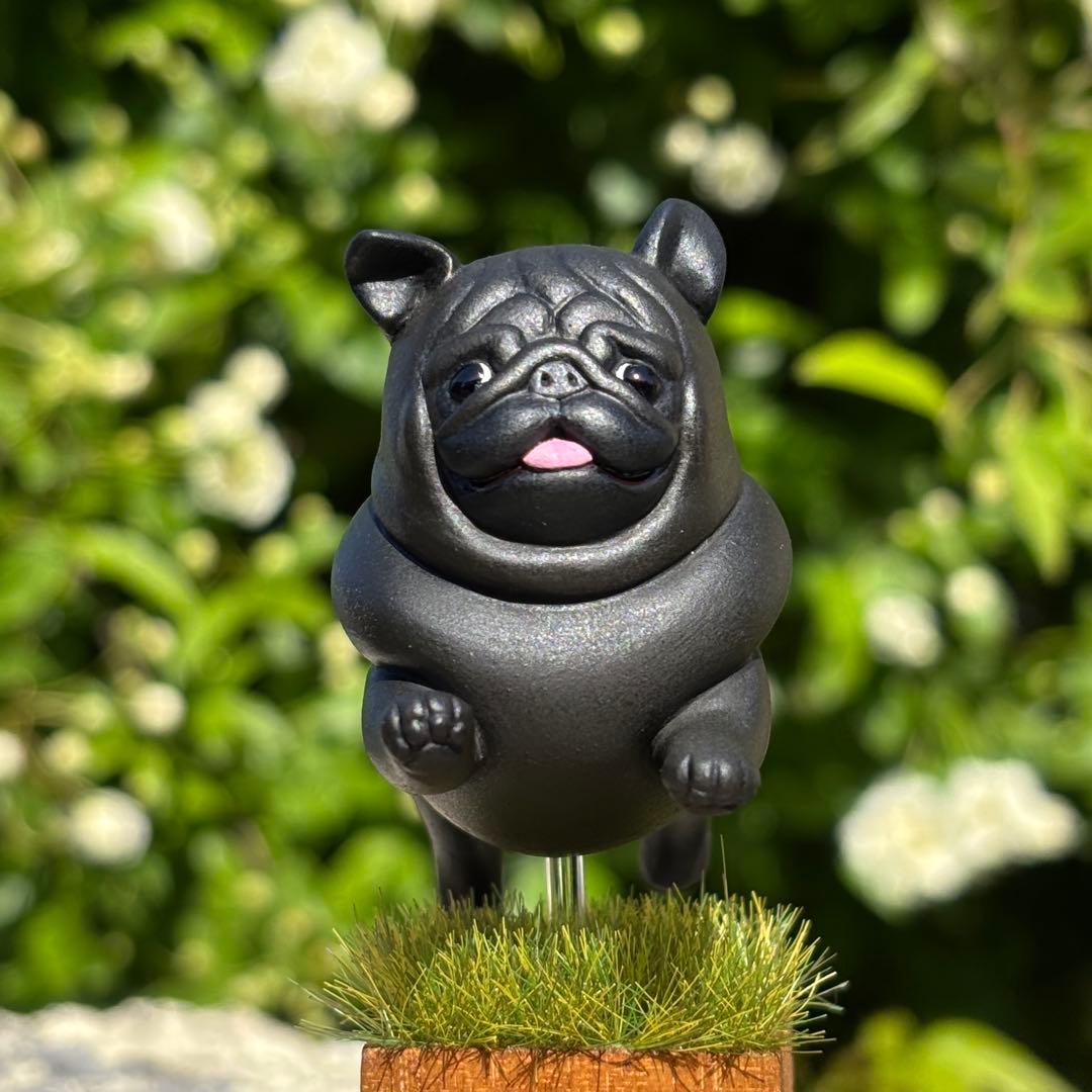 パグ走りおパグさん:ブラックver.(RUN PUG RUN)