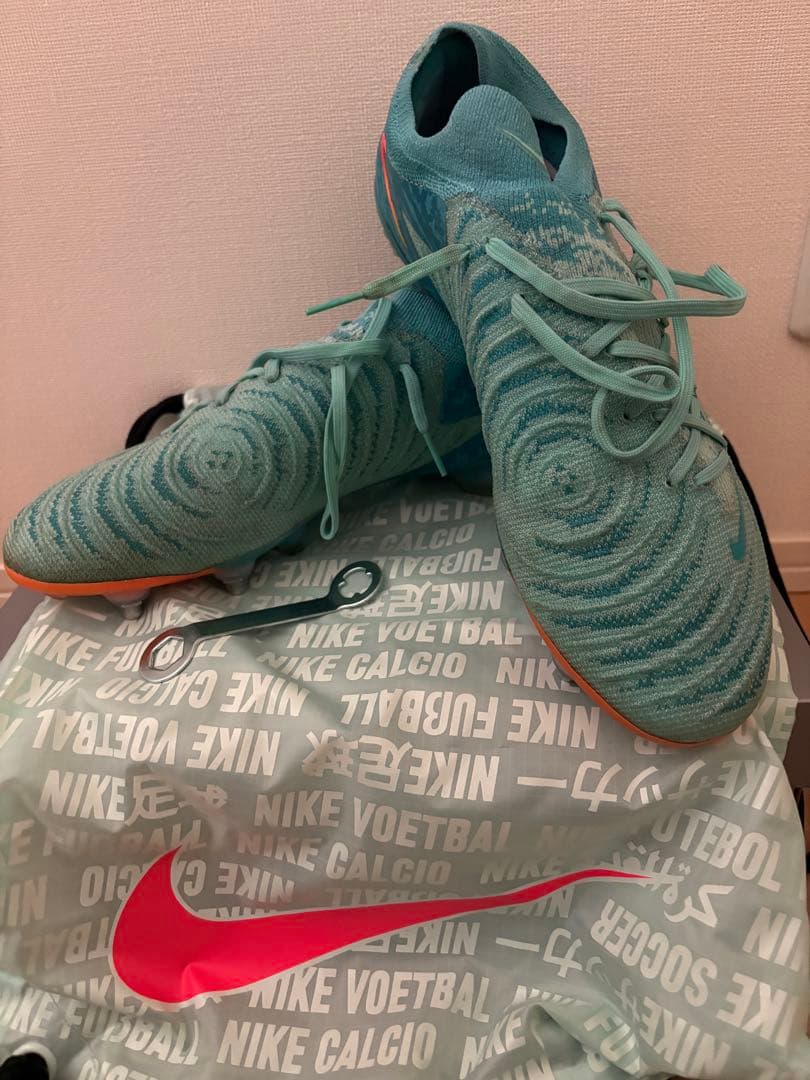 NIKE ファントムgx2 27.5cm SG