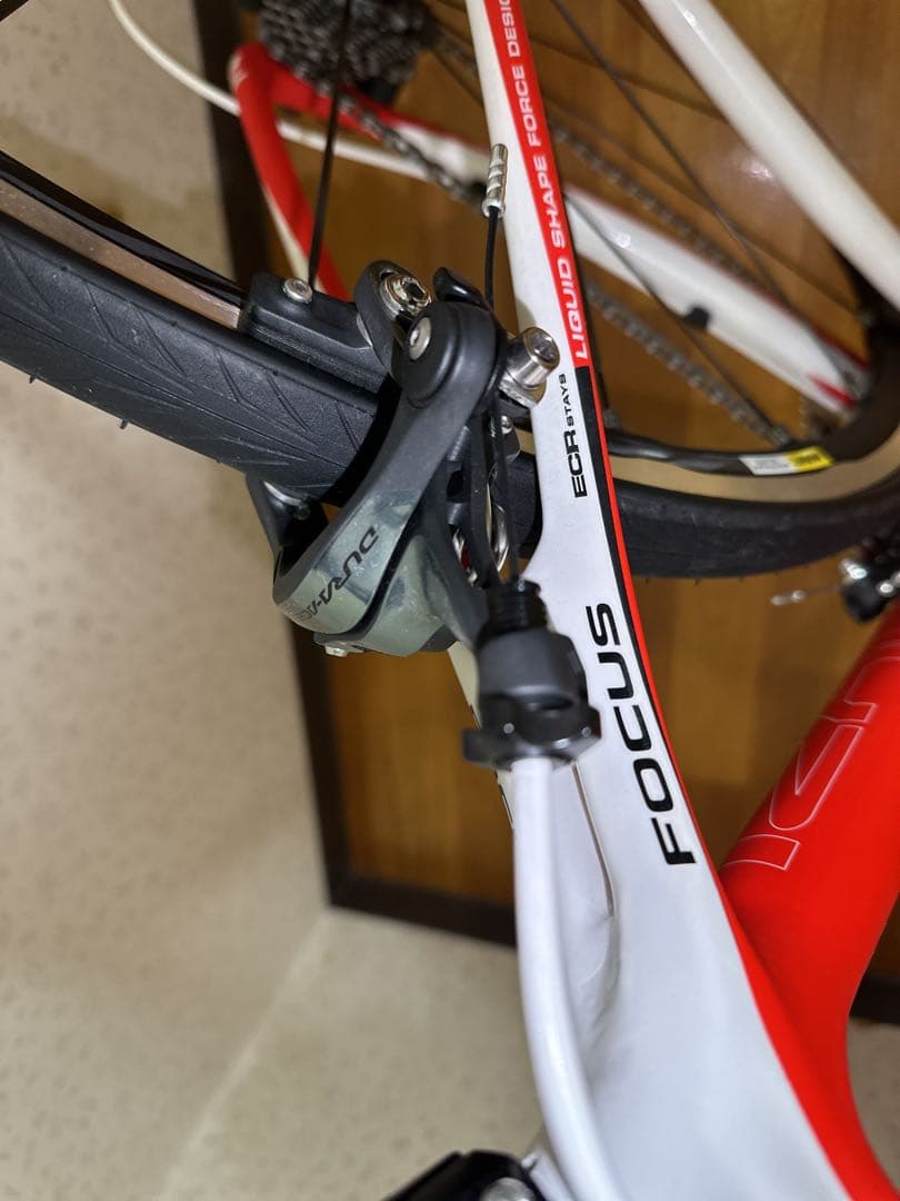 FOCUS Izalco Pro1.0 2回乗車、落車、傷なし