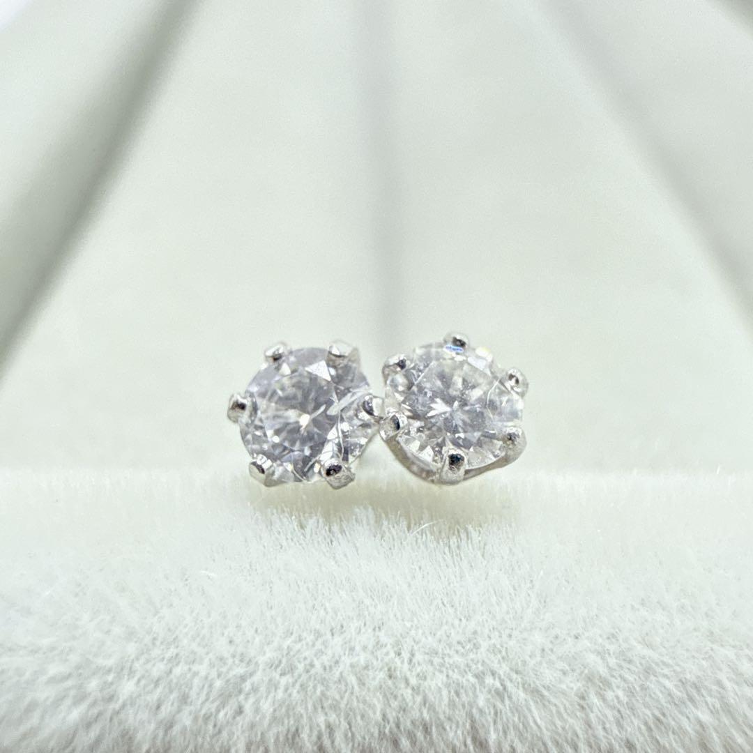 ジュエリーマキ K18WG ダイヤモンド 片方0.05ct 計0.1ct ピアス