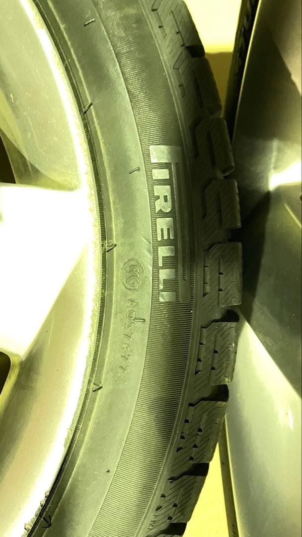 VOLVO 18インチ スタッドレスタイヤセット