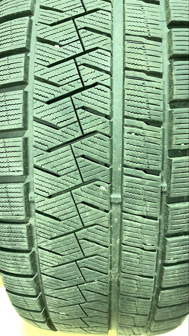 VOLVO 18インチ スタッドレスタイヤセット