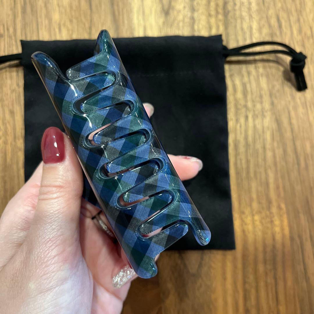 familiar　ヘアクリップ　青