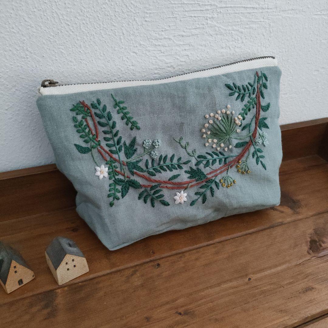 【キャサリン　リネン刺繍】マルチクロス　メガネケース