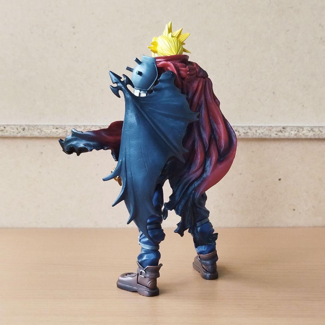 プレイアーツ クラウド キングダムハーツ ファイナルファンタジー