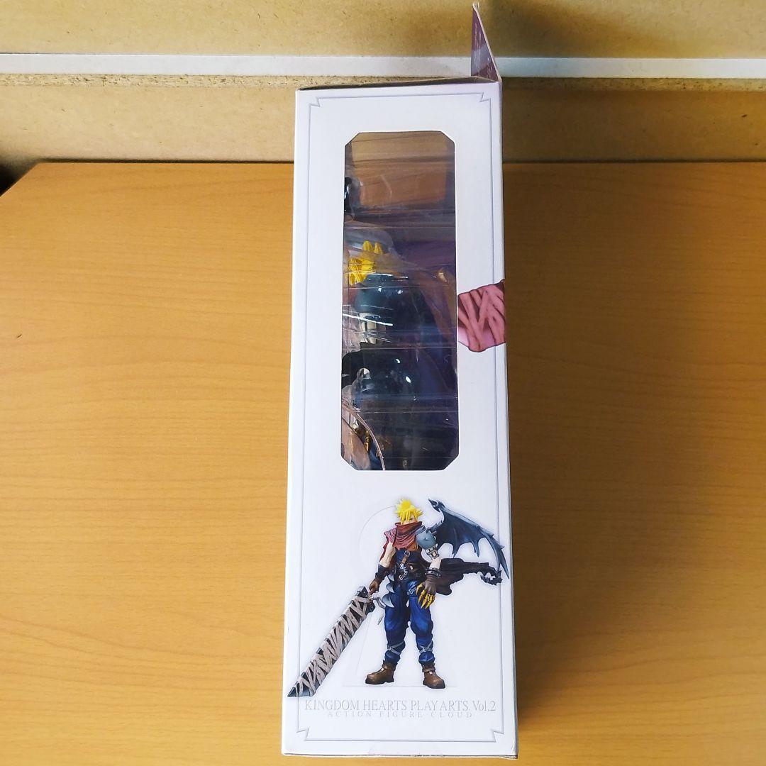 プレイアーツ クラウド キングダムハーツ ファイナルファンタジー