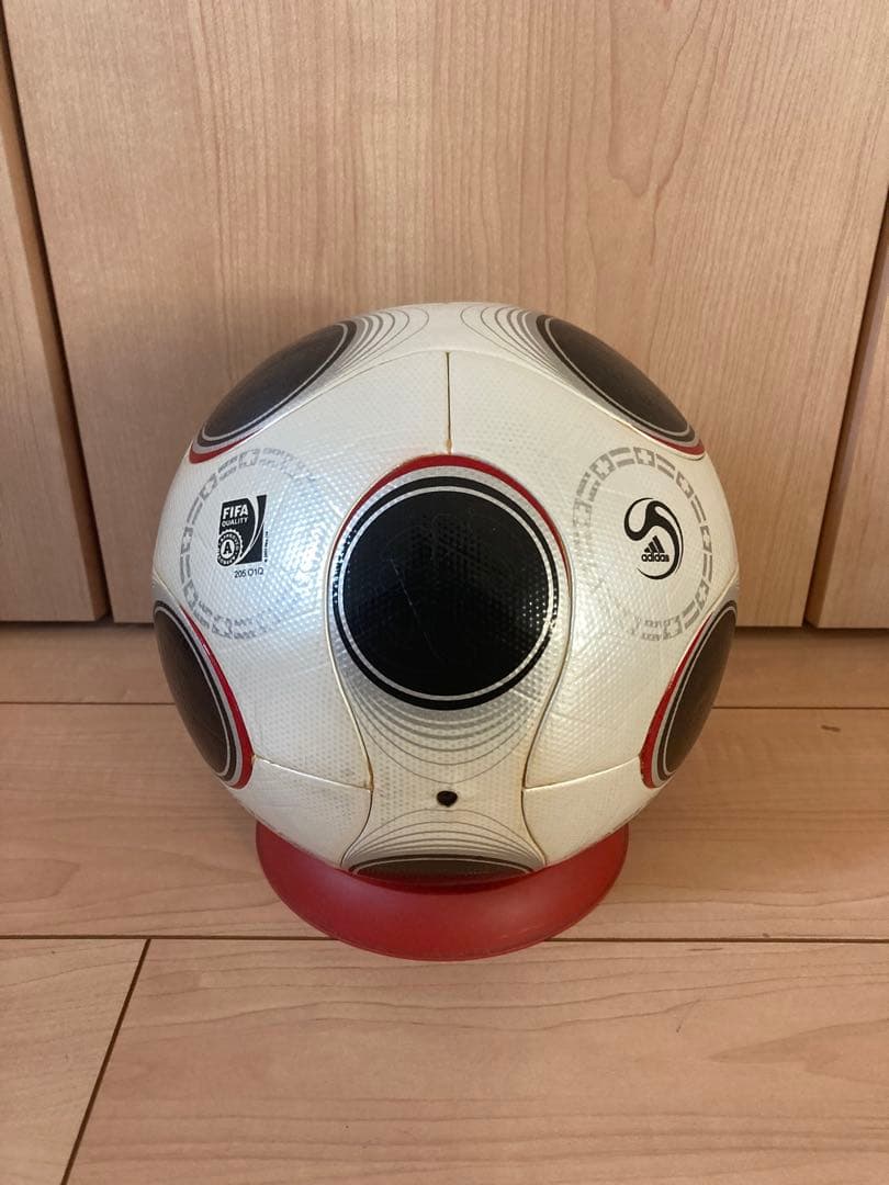 ユーロパス　公式球　アディダス チームガイスト テラパス