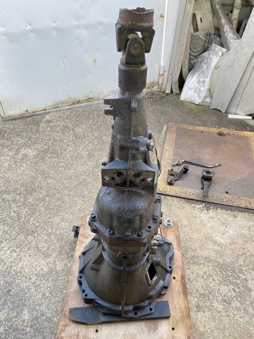 「日産L型エンジン用ミッション　71B ５速」 脱着時作動正常 着払い