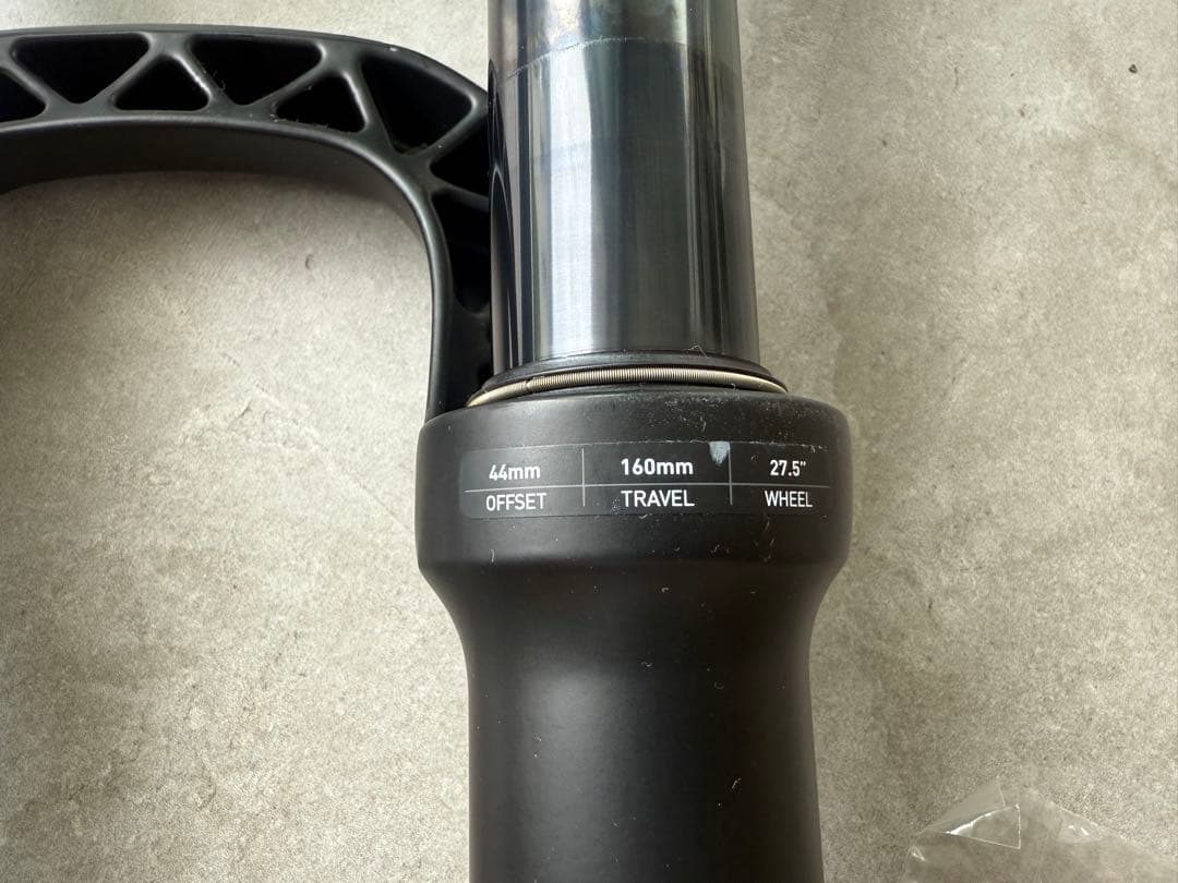 ROCKSHOX 35 Silver TK 160mm 27.5er 新品未使用