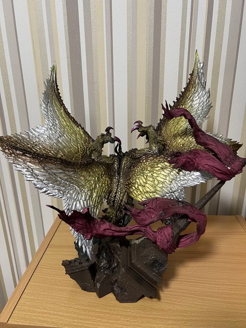 モンスターハンター クリエイターズモデル 天廻龍 シャガルマガラ