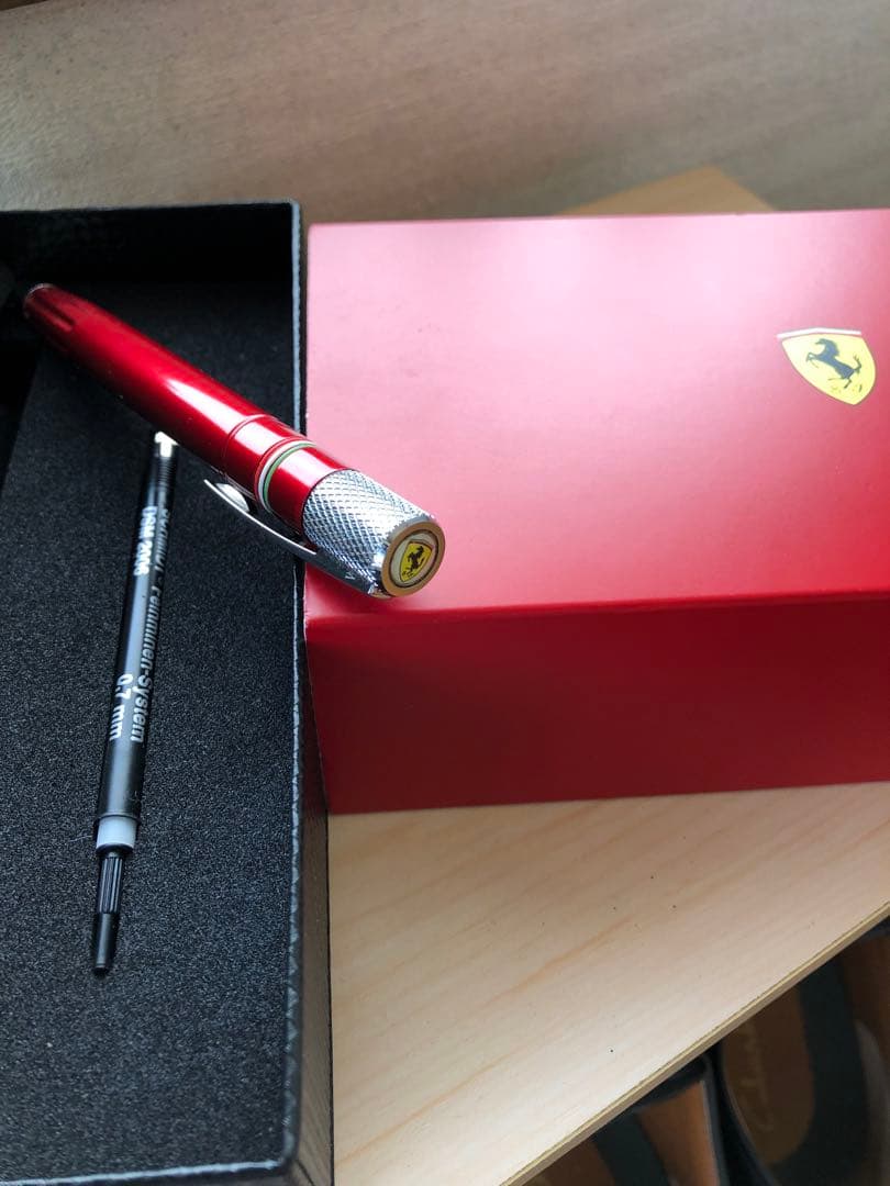 フェラーリ　プロデュース希少❗️未開封フェラーリ社純正　ボール　シャープペン