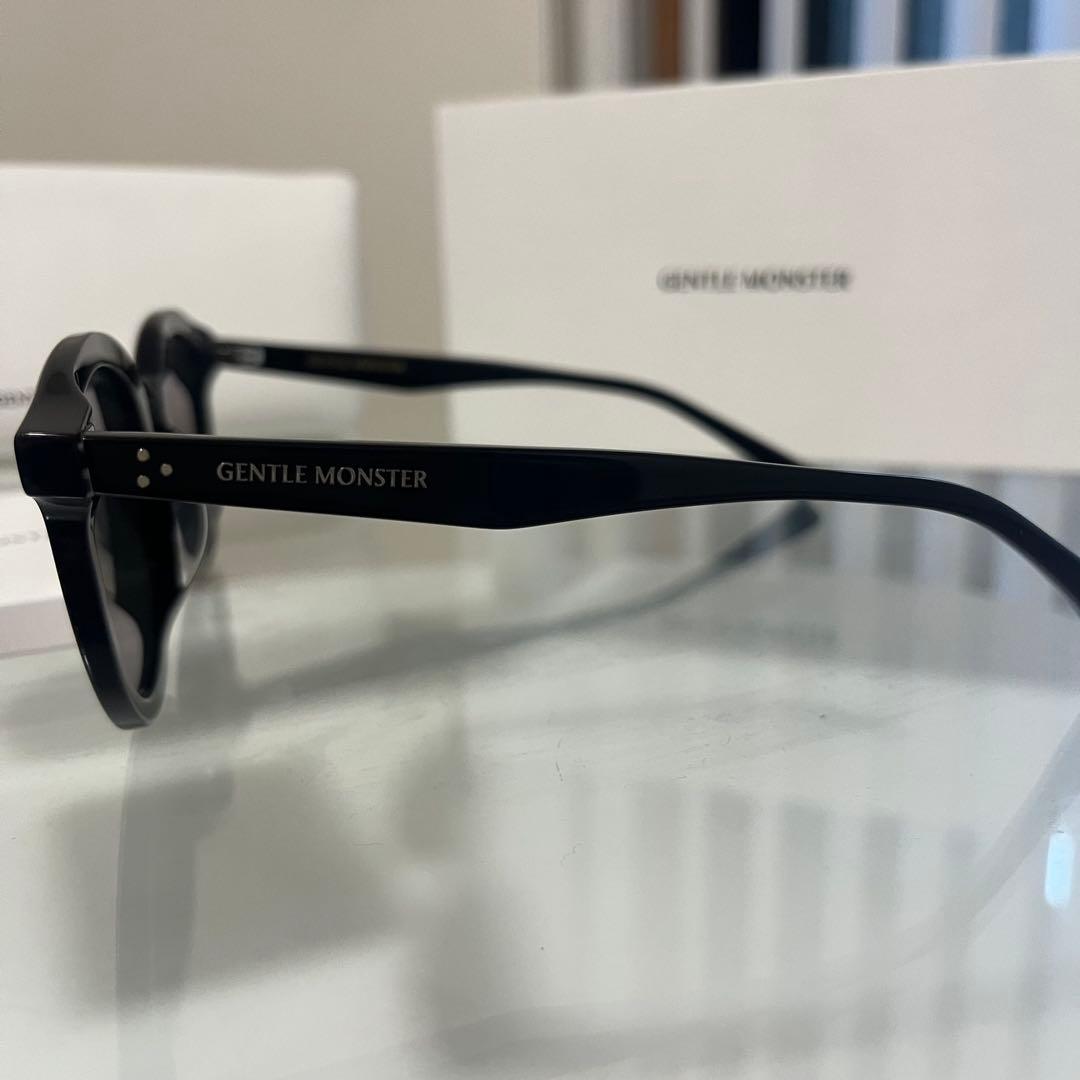 小物 GENTLE MONSTER New Born01