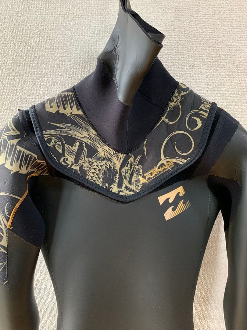 【3点セット】ビラボン 保温性抜群5㎜ セミドライスーツ サーフブーツ&ポンチョ