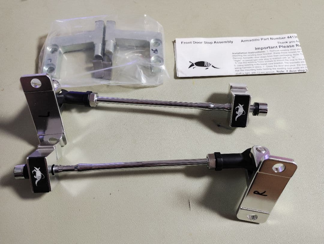 JKラングラー メカニカル ドアストッパー