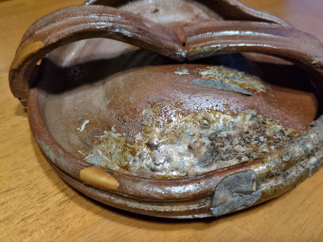 古備前 「ヒョウゲたる手付鉢 」 〔オブジェ〕