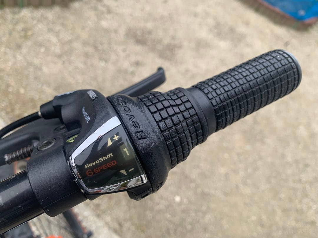 ドッペルギャンガー　マウンテンバイク風　シマノ21段変速　26インチ　折り畳み