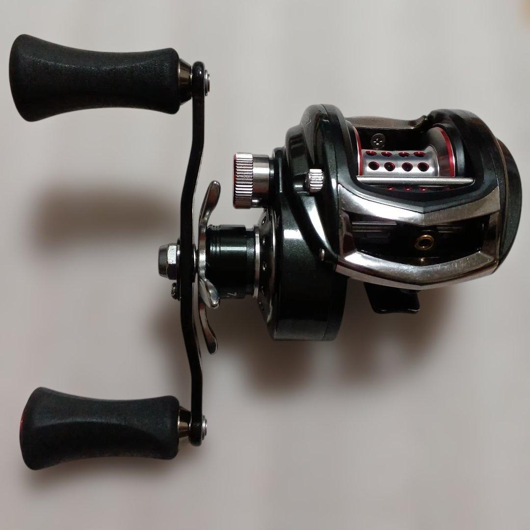 Abu REVO Elite 7 右ハンドル