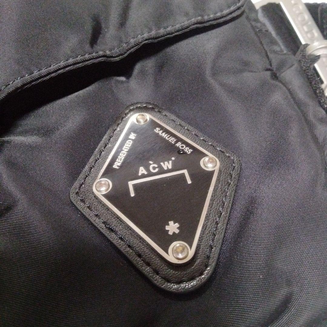 極美品　A-COLD-WALL* ブラックショルダーバッグ