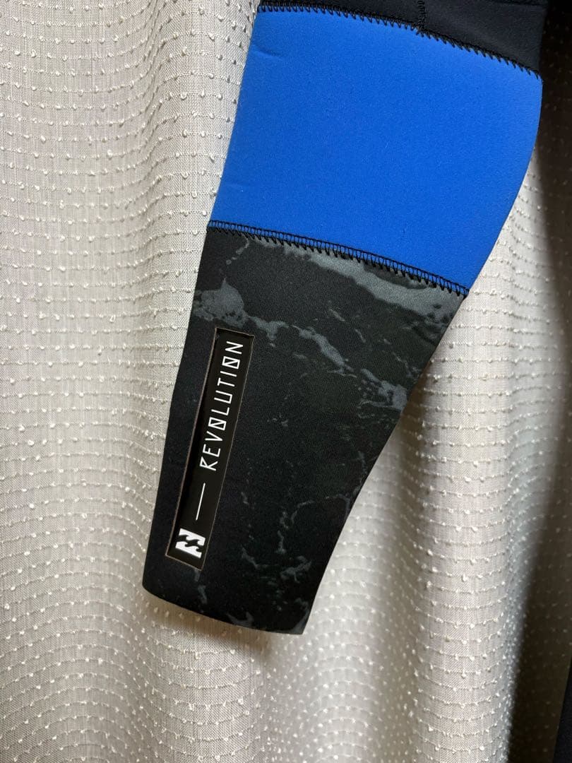 BILABONG(ビラボン) 3×2mm フルスーツ メンズLサイズ 美品