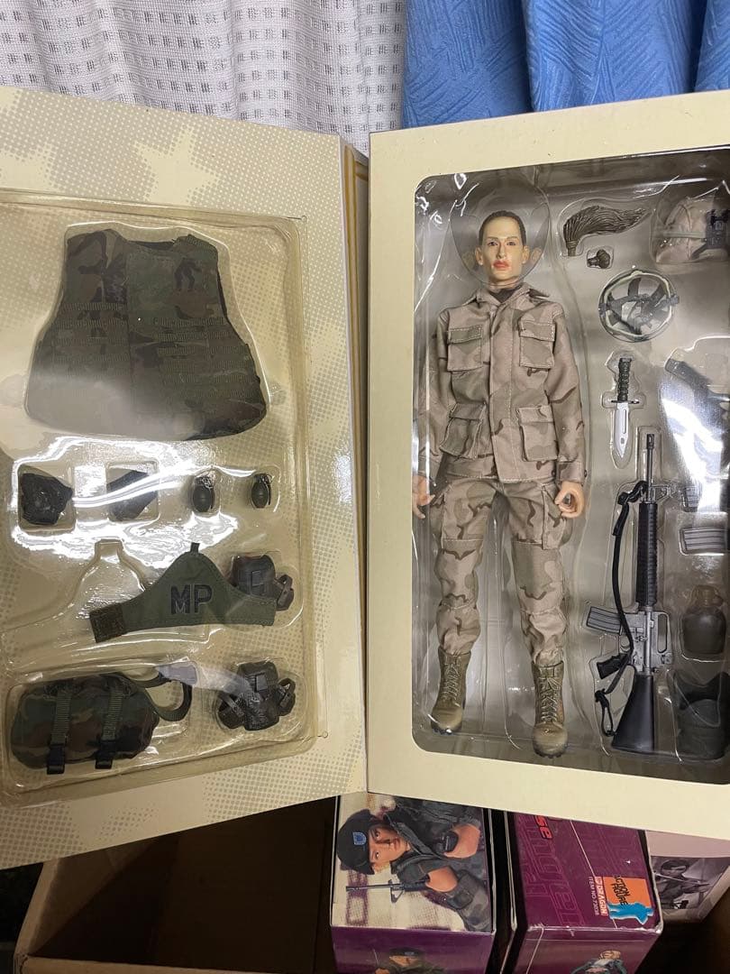 1/6 女性軍人② フィギュア　ジャンク品