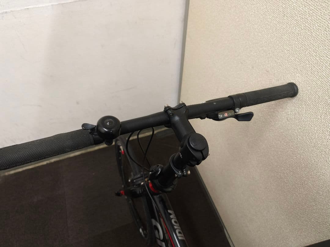 GIANT　IDIOM Mサイズ　20インチ ブラック/レッド