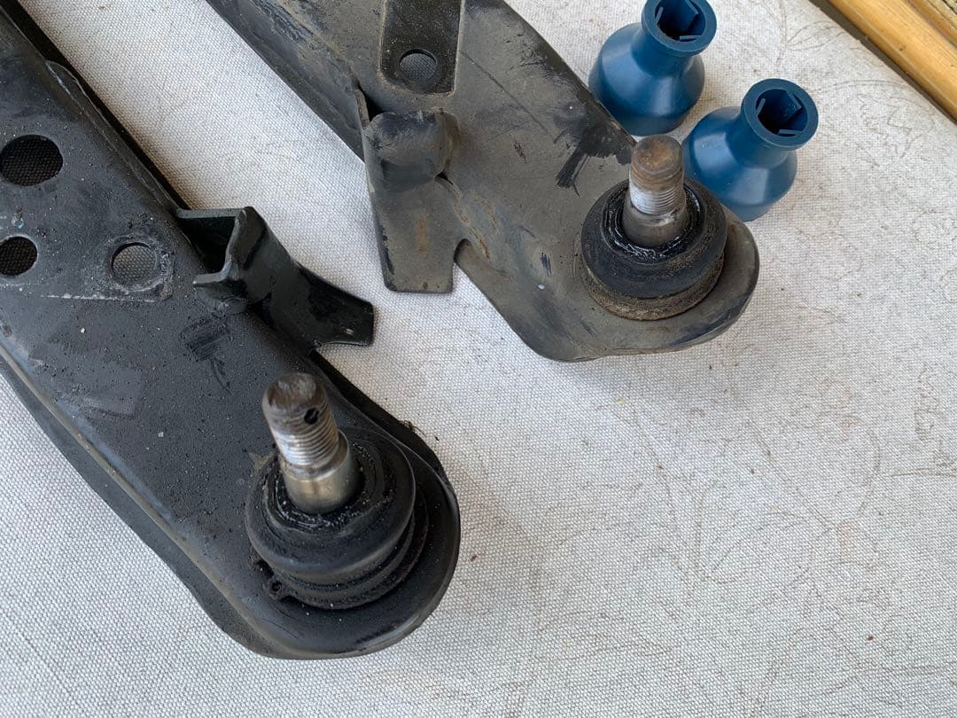 Y33 セドリック ロアアーム S13 S14 S15 R32 R33 R34等