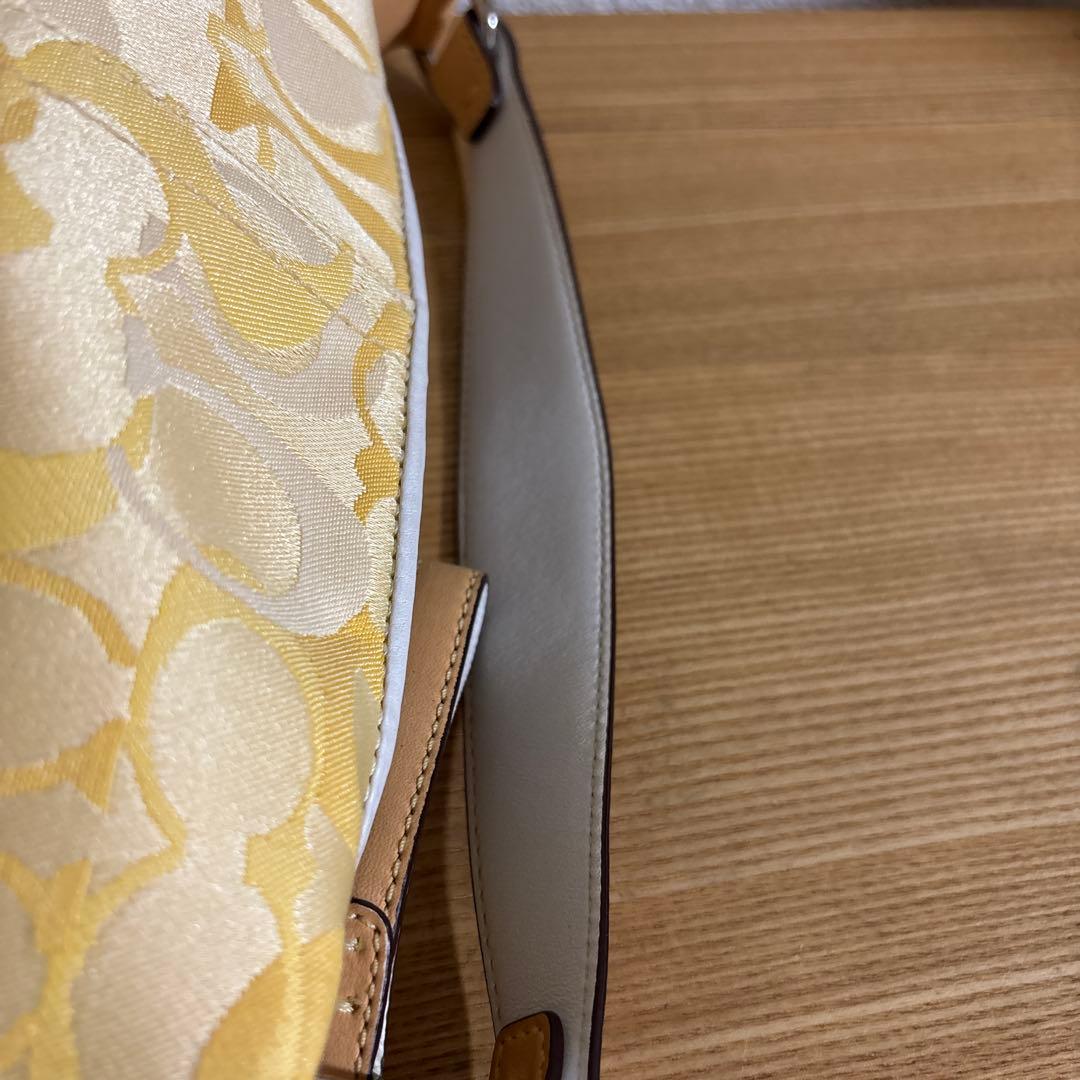 COACH コーチ アクセサリーポーチ　バッグ　シグネチャー イエロー　y2k
