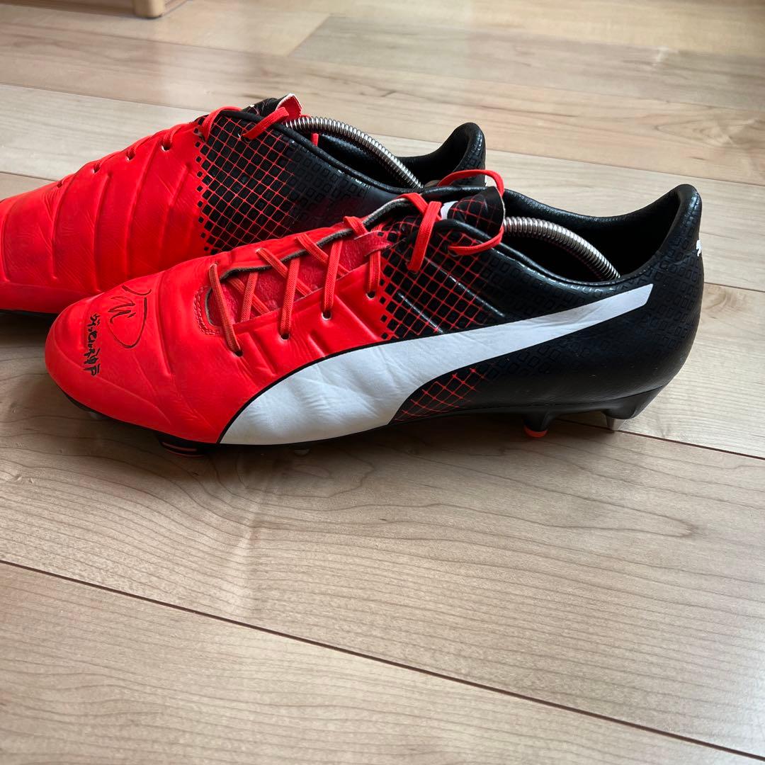 前川黛也選手　サイン入りシューズ　実使用品