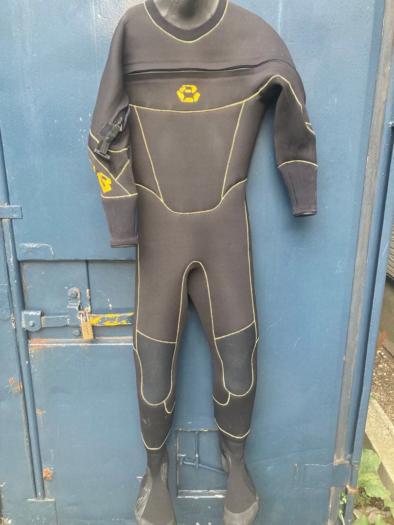 BEWET ウェットスーツ 長袖・長ズボン 黒