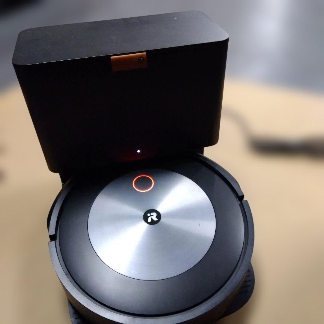 ③ルンバ j7+ お掃除ロボット