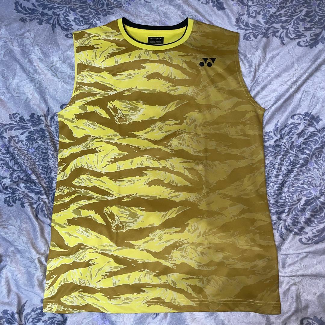 トナミ運輸　ヨネックスバドミントンユニフォーム