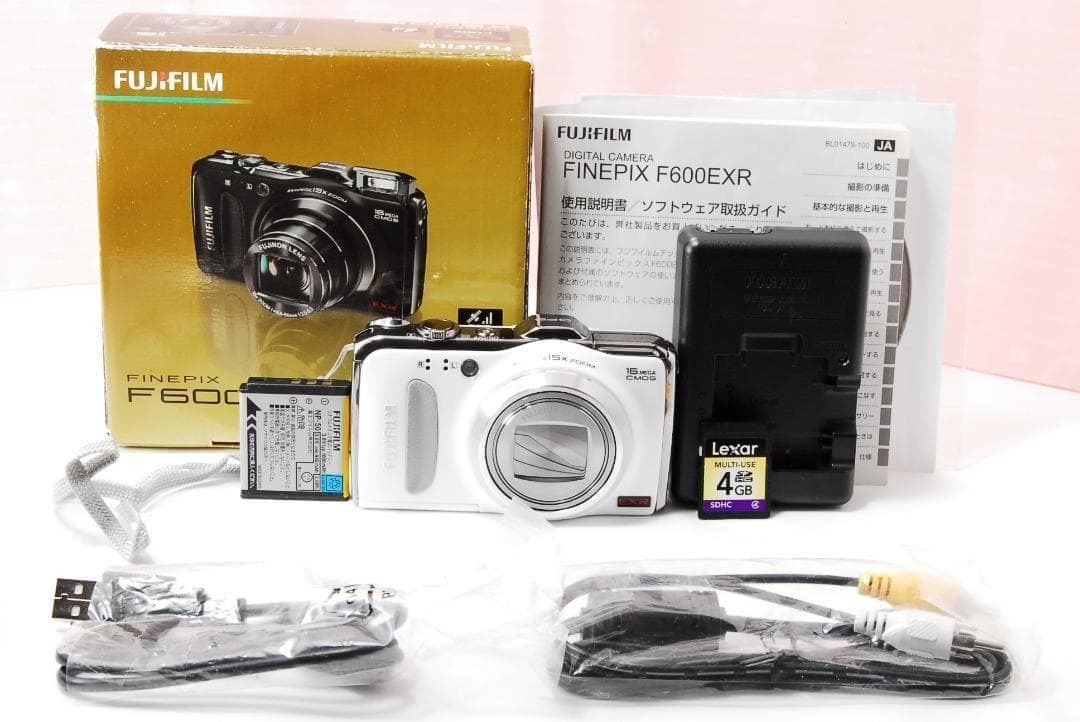 〓コンデジ〓FUJIFILM フジフィルム FINEPIX F600 EXR