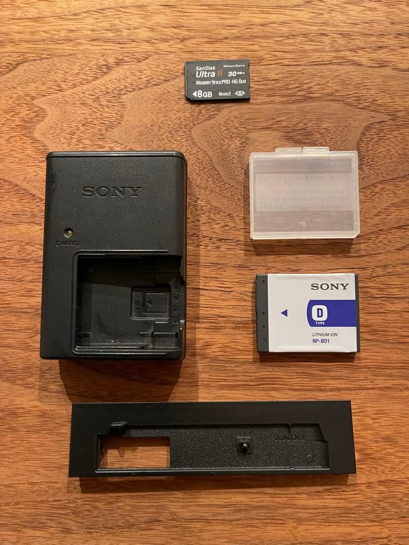 SONY Cyber-shot DSC-T700 コンパクトデジタルカメラ