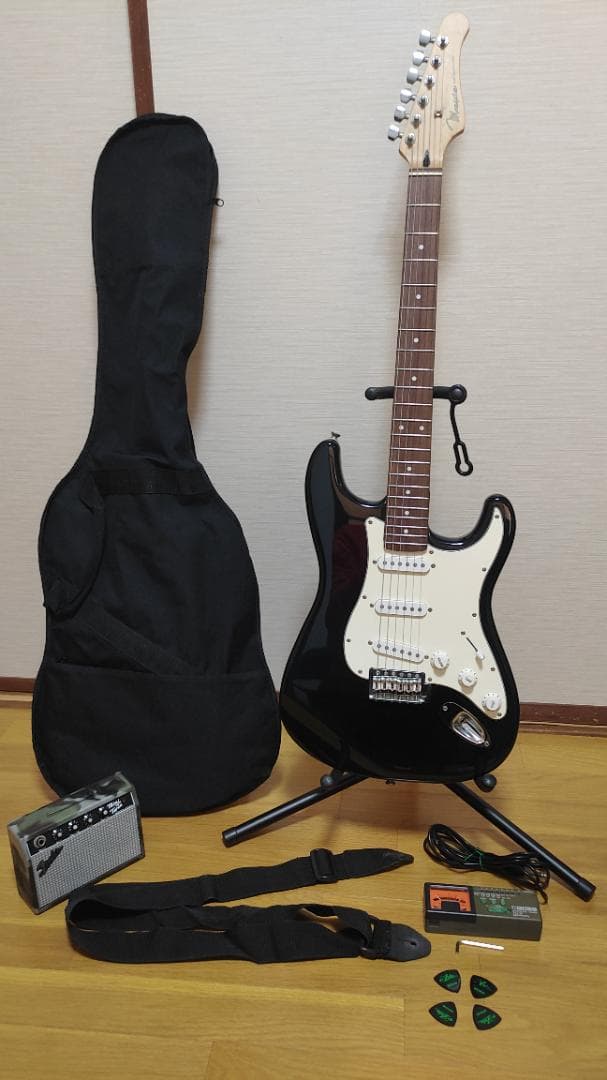 Mavis エレキギター (8点セット)