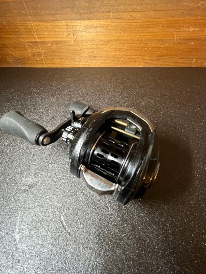 Abu Garcia REVO LTX-BF8 ベイトリール