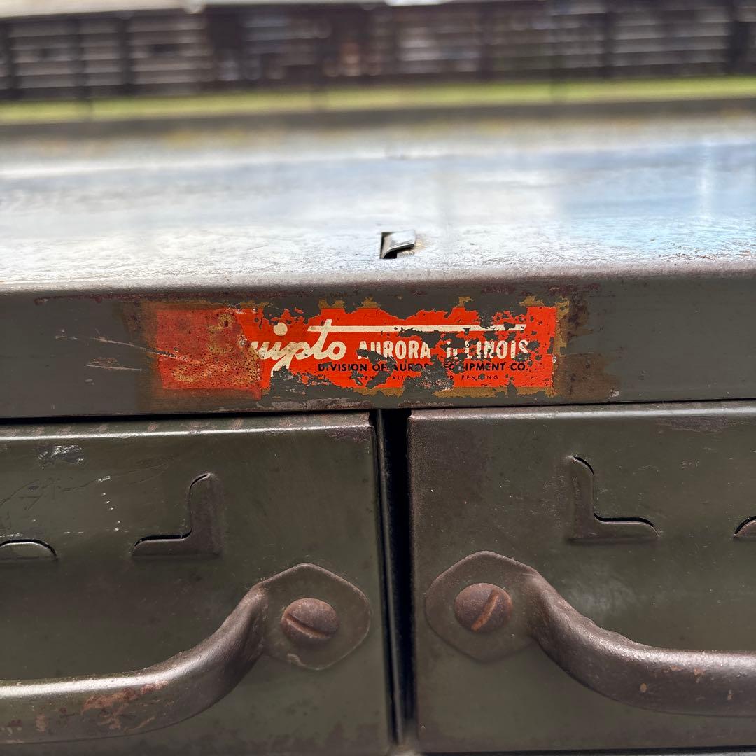 ミリタリー　収納キャビネット 1949年製