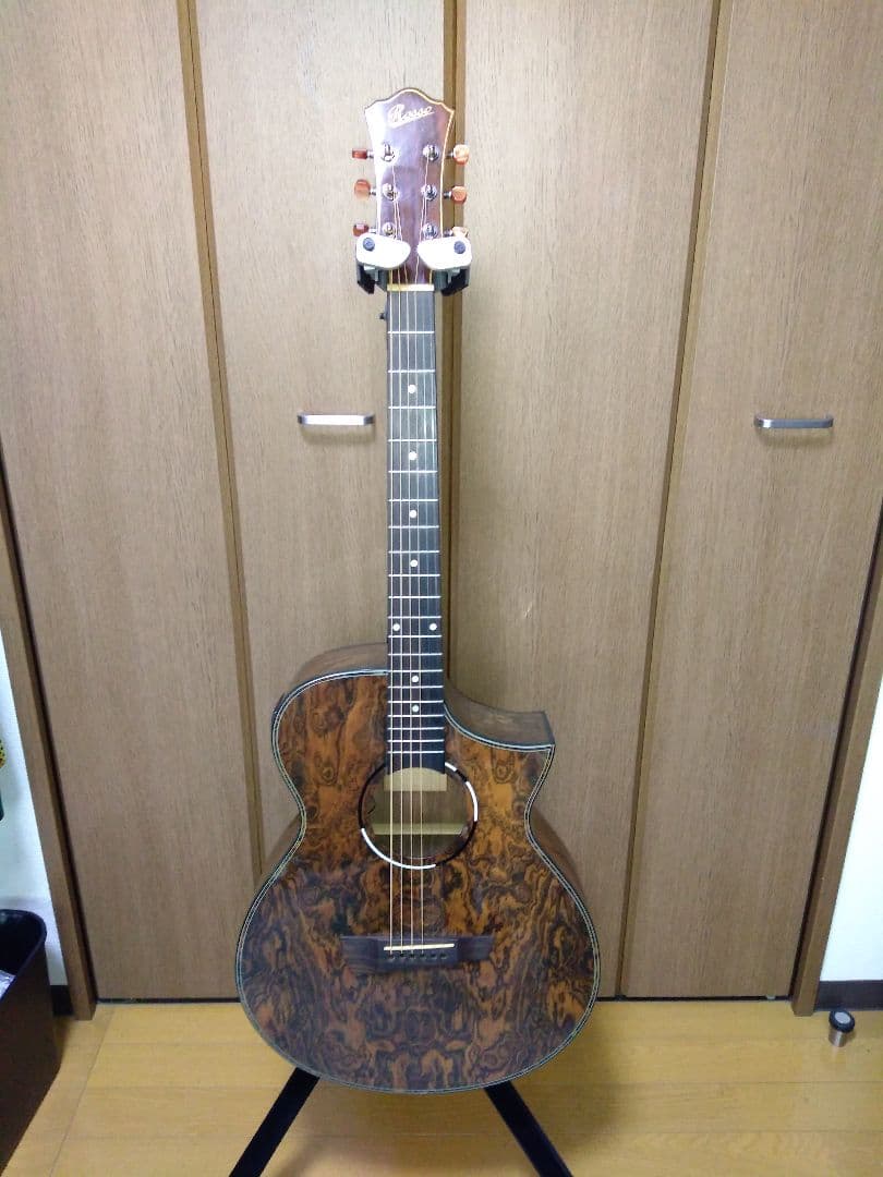 Rosso R-33　エレアコ仕様　希少材ボコーデ使用のモデル