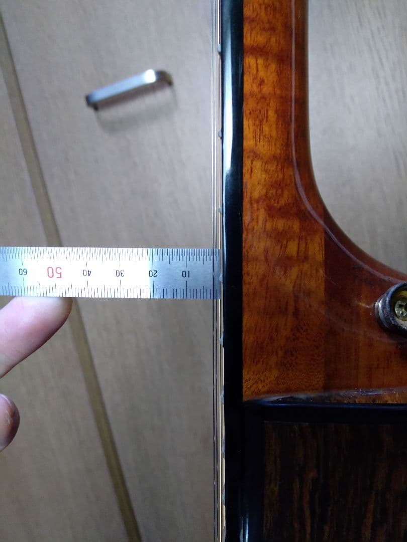 Rosso R-33　エレアコ仕様　希少材ボコーデ使用のモデル