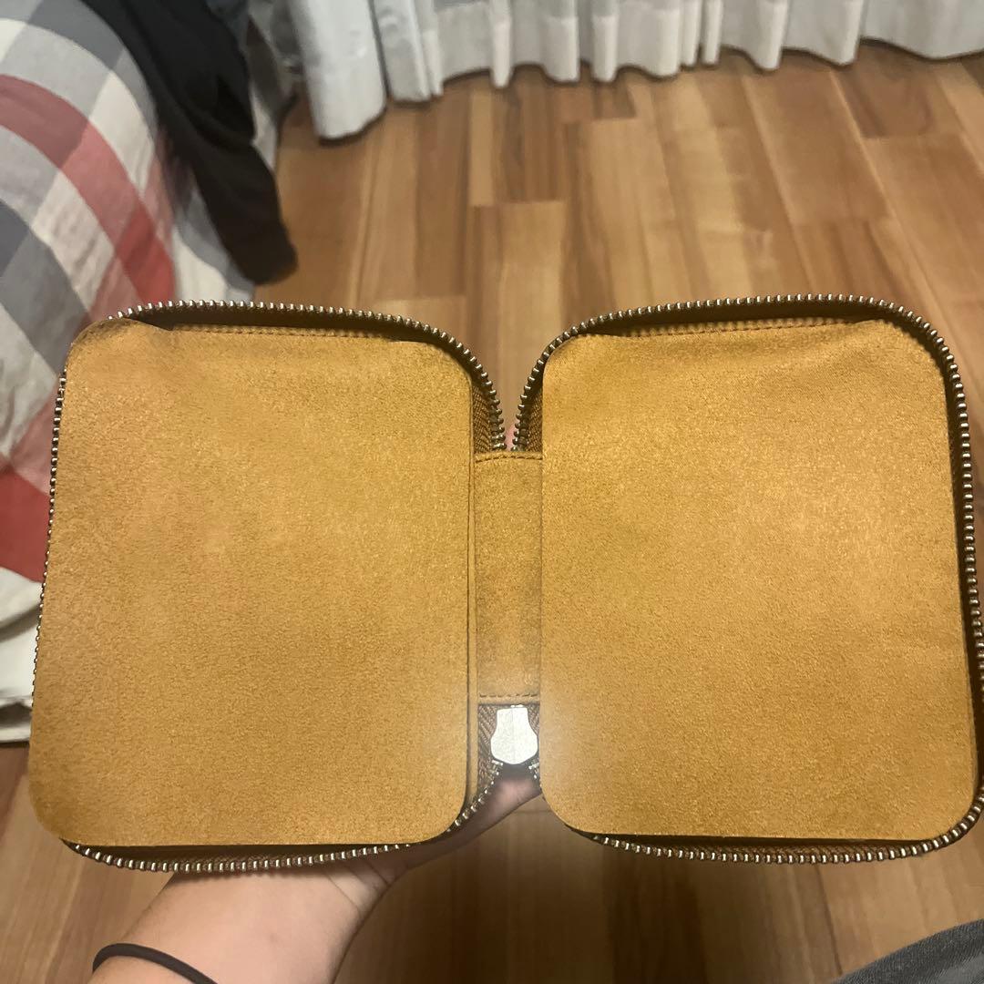 レザー製ジッパー式ペンケース