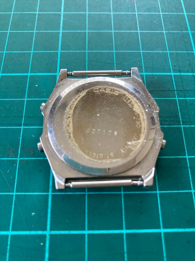 R*O様 CASIO アラームクロノグラフ 100M防水 カジキ　ビンテージ